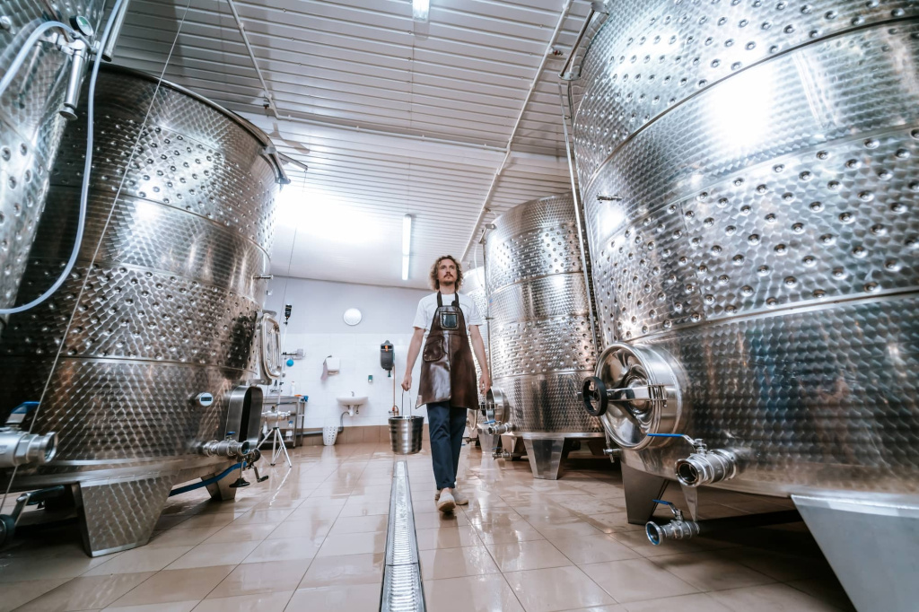 winemaker-carrying-bucket-in-winery-fermentation-r-2024-12-07-12-16-43-utc (1).jpg winemaker-carrying-bucket-in-winery-fermentation-r-2024-12-07-12-16-43-utc (1).jpg