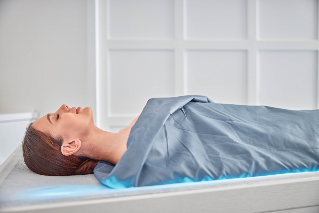 beautiful-healthy-smiling-caucasian-woman-is-doing-beauty-procedures-spa-healthcare-salon (1).jpg beautiful-healthy-smiling-caucasian-woman-is-doing-beauty-procedures-spa-healthcare-salon (1).jpg